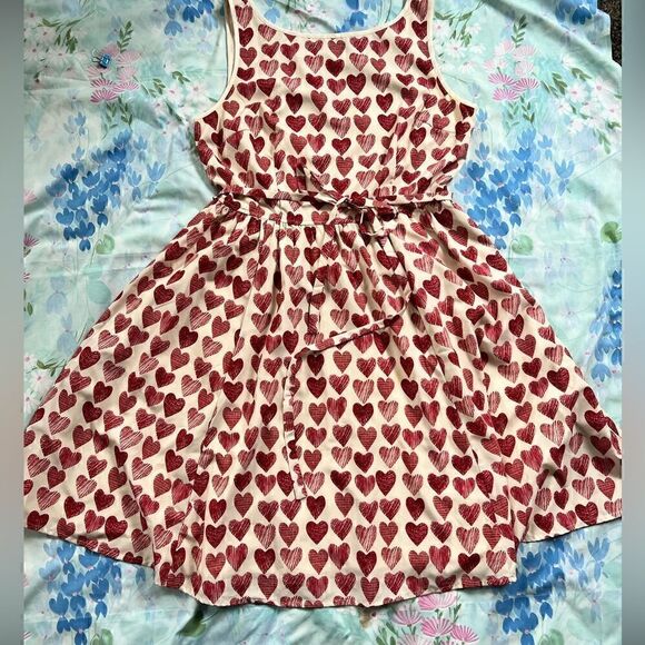 Eshakti Valentines Heart Dress - Picture 1 of 13